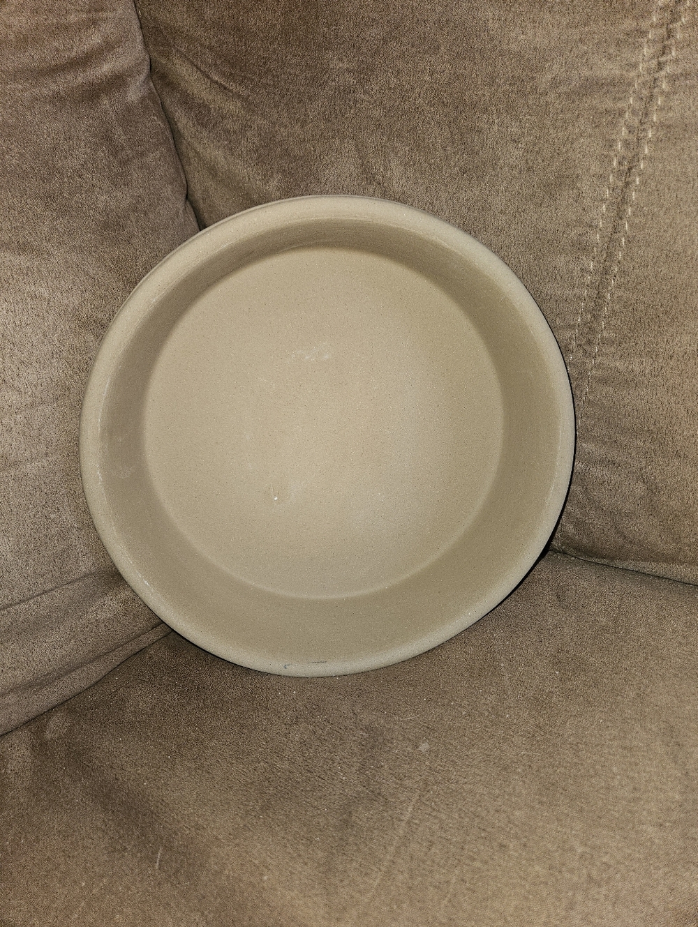 NEW The Pampered Chef 8" Stoneware Bakeware